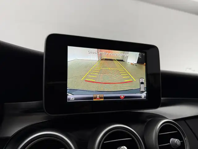 Mercedes-Benz C-Class view 18