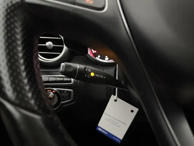 Mercedes-Benz C-Class view 26