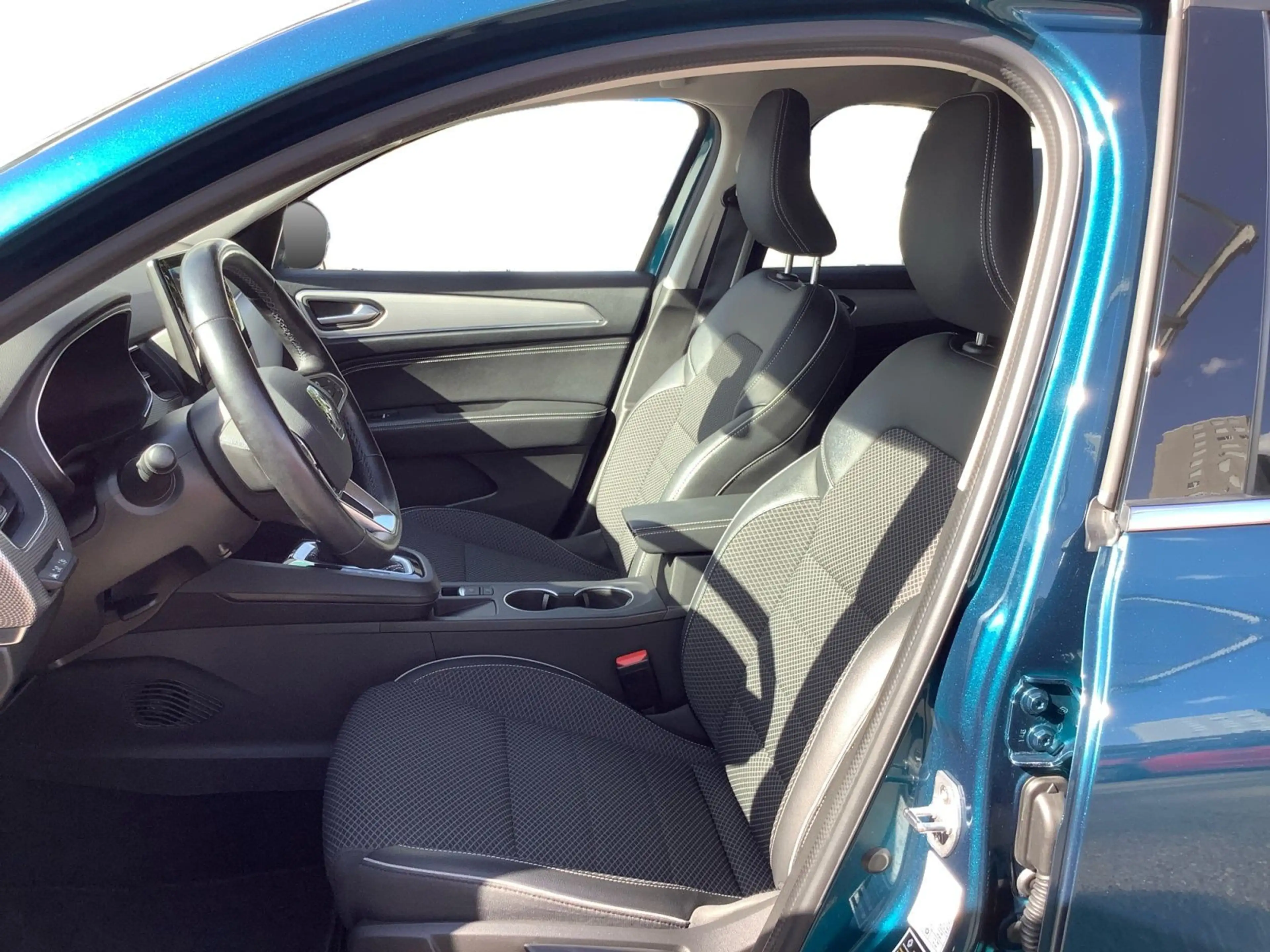 Renault Arkana 1.6l E-Tech Hybrid ACC LED Navi Kamera PD — photo 8