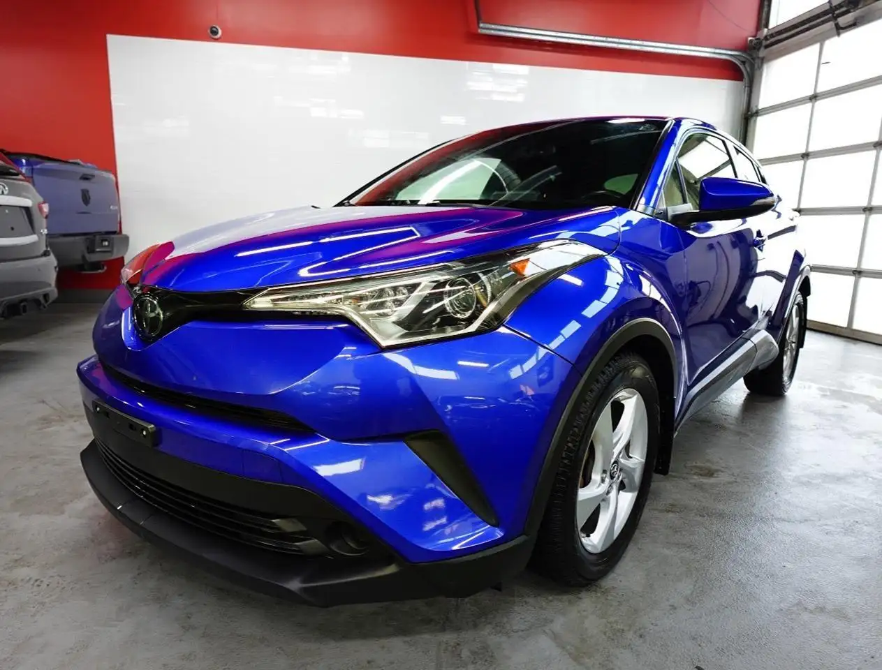 Toyota C-HR снимка Toyota C-HR