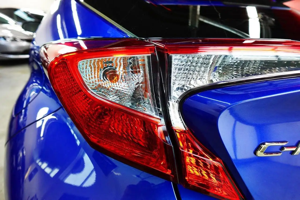 Toyota C-HR снимка Toyota C-HR
