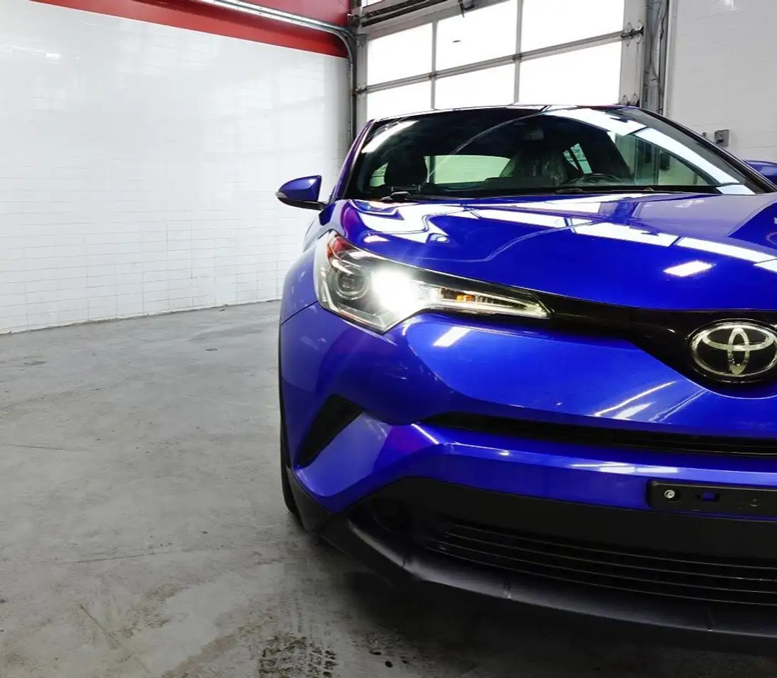 Toyota C-HR снимка Toyota C-HR