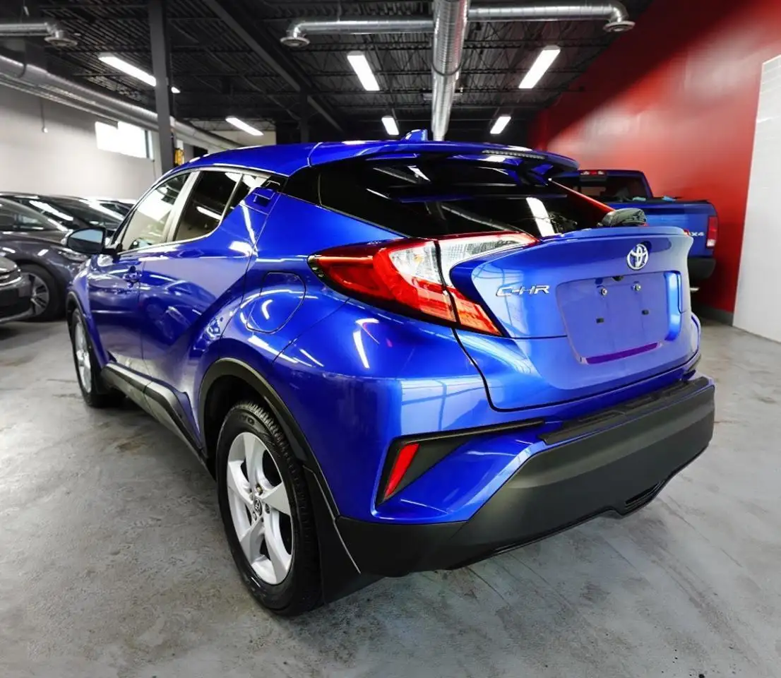Toyota C-HR снимка Toyota C-HR