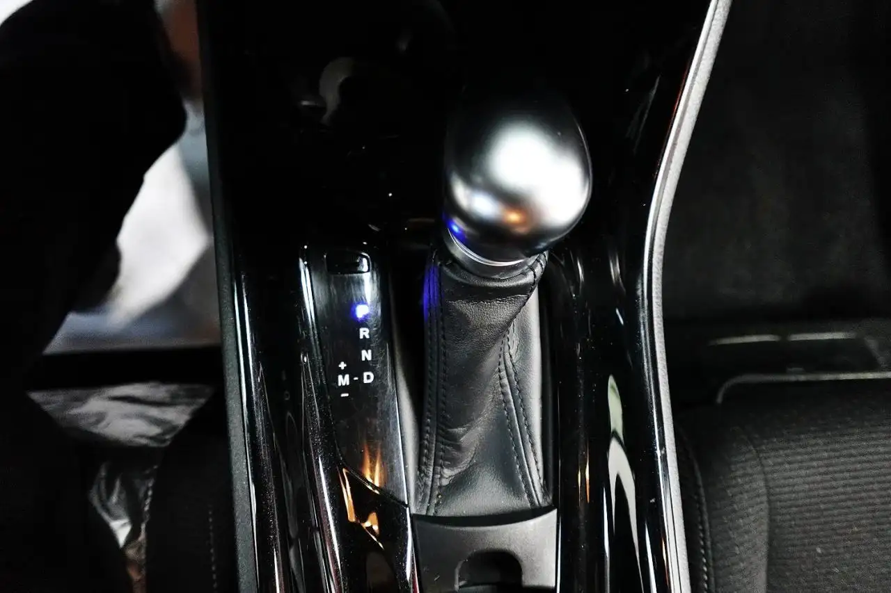 Toyota C-HR снимка Toyota C-HR
