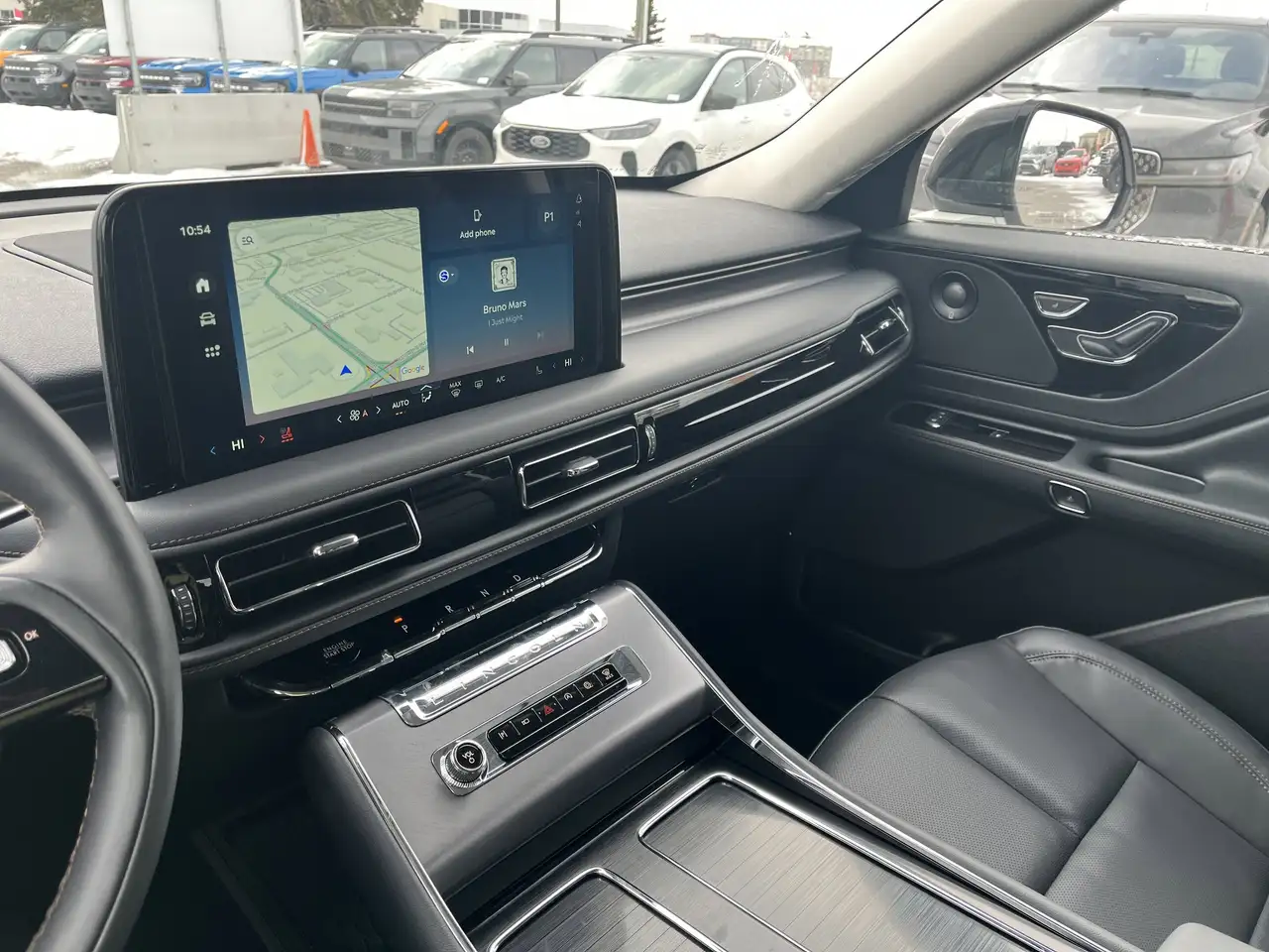 Lincoln Aviator снимка Lincoln Aviator