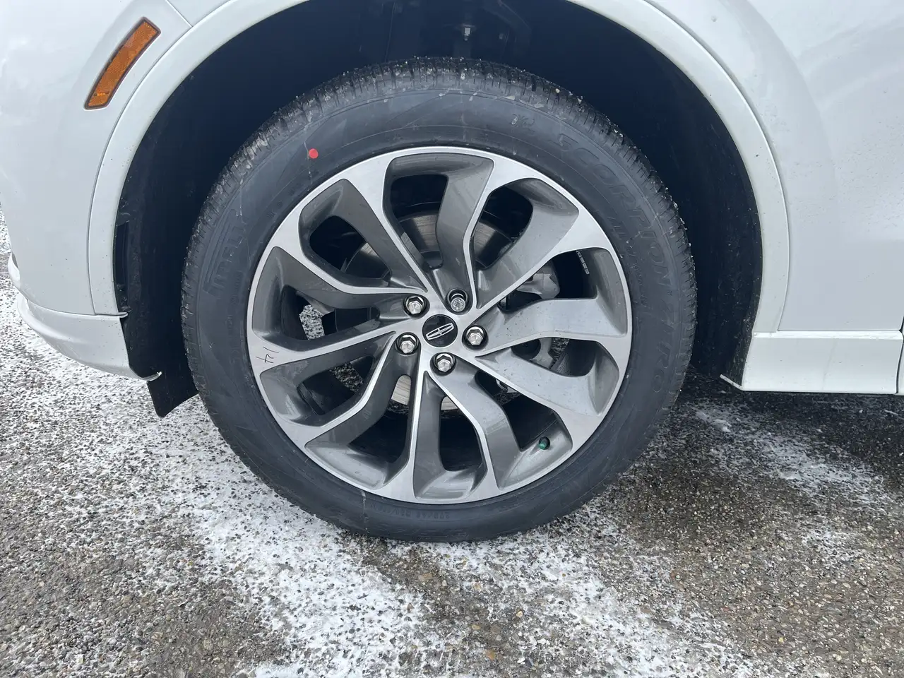 Lincoln Aviator снимка Lincoln Aviator