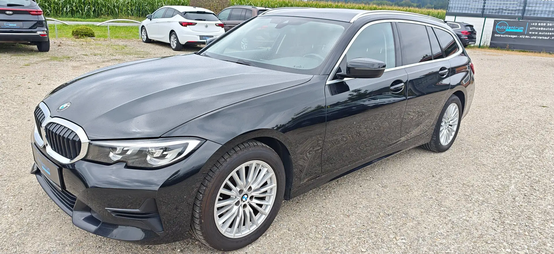 BMW 318 318 d Sport Line Schwarz - 1
