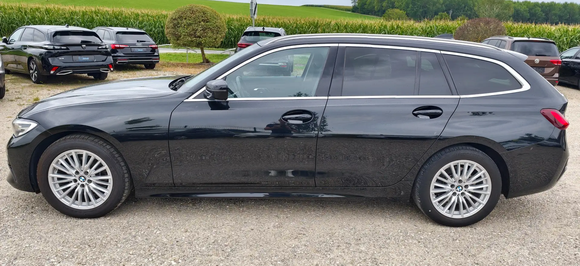 BMW 318 318 d Sport Line Schwarz - 2