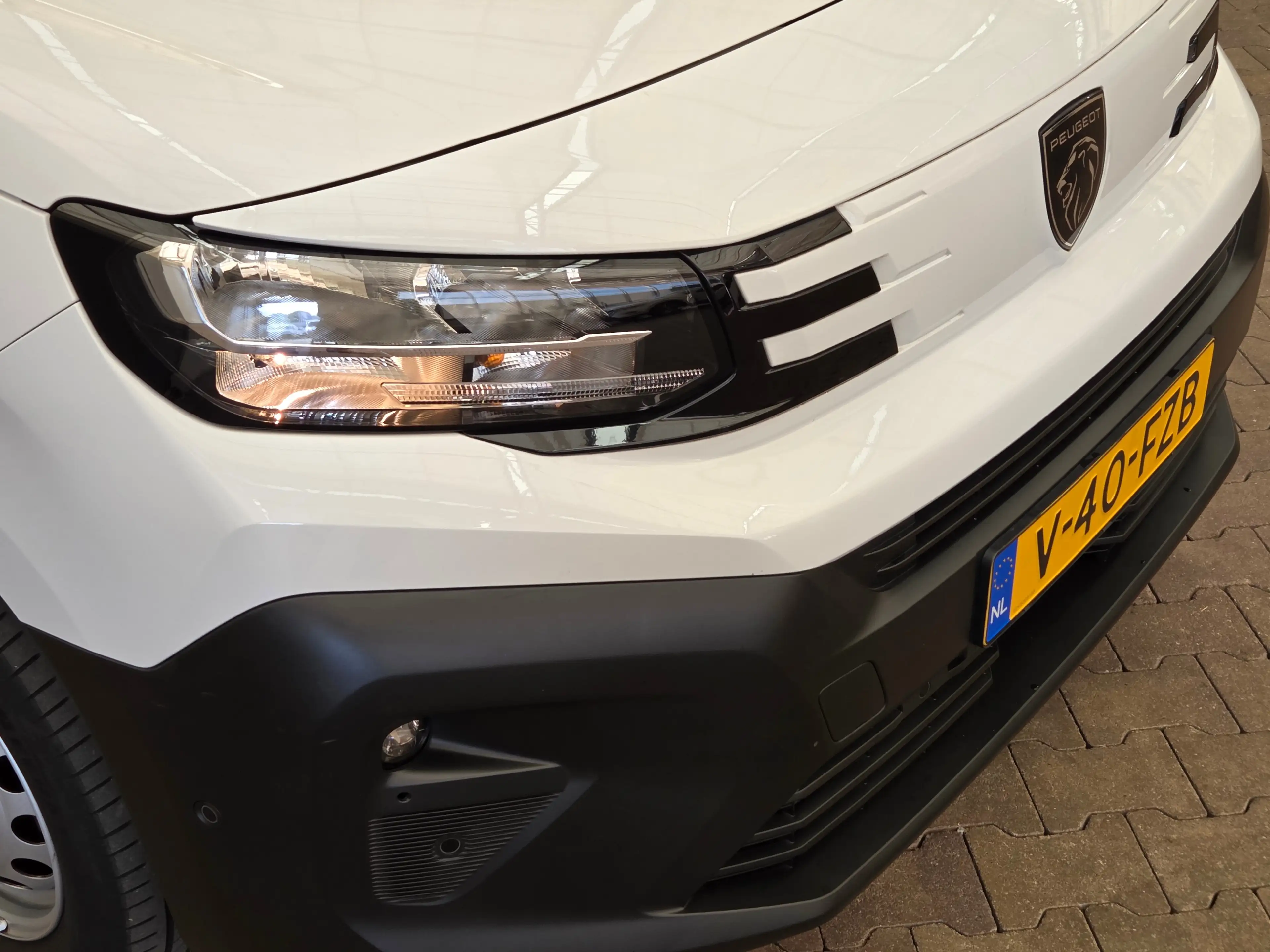 Peugeot Partner 1.5 BlueHDi 130 EAT8 S&S L1 | 2 zitplaatsen rechts — photo 4