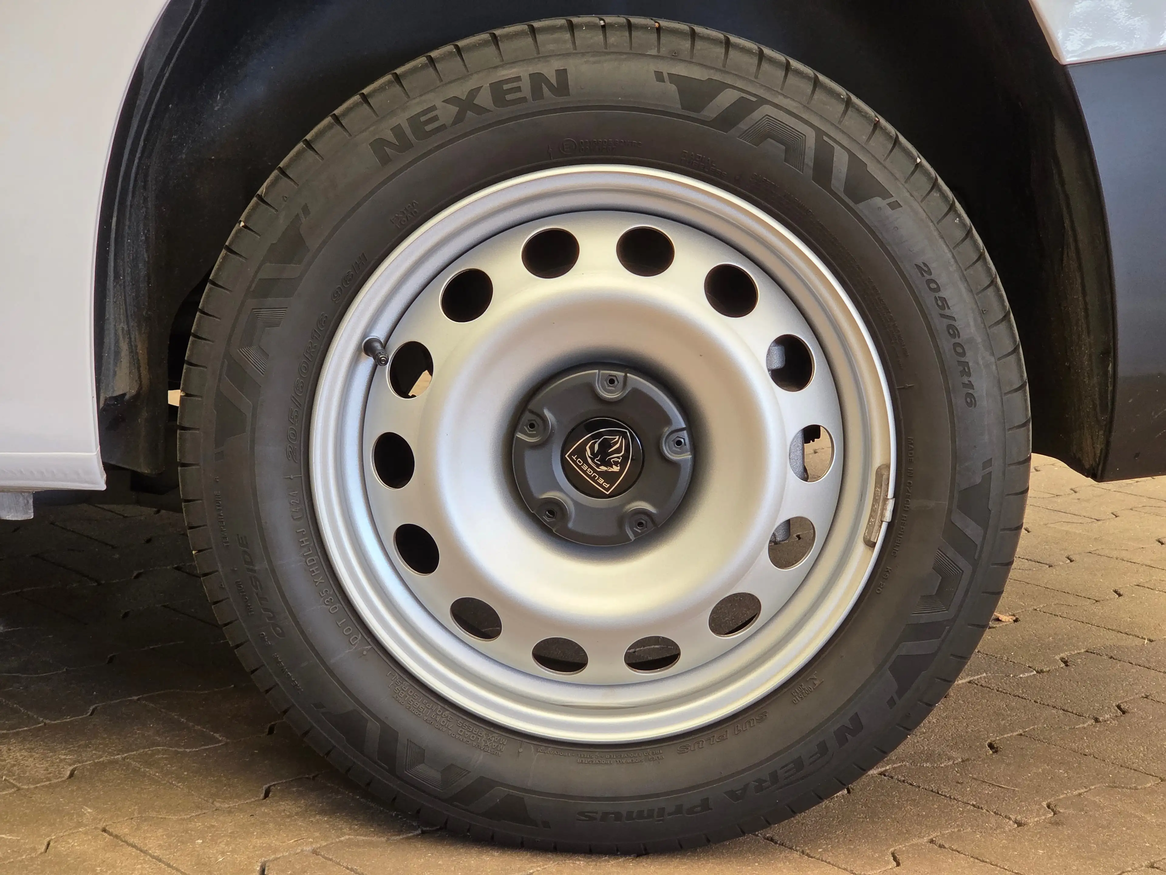 Peugeot Partner 1.5 BlueHDi 130 EAT8 S&S L1 | 2 zitplaatsen rechts — photo 11