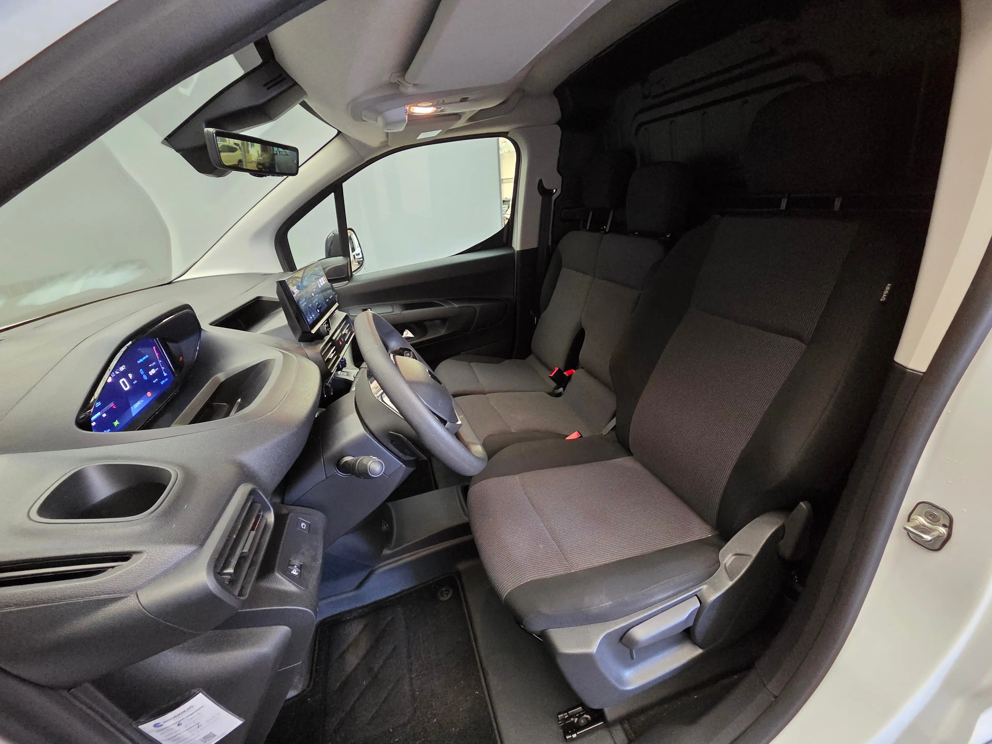 Peugeot Partner 1.5 BlueHDi 130 EAT8 S&S L1 | 2 zitplaatsen rechts — photo 14