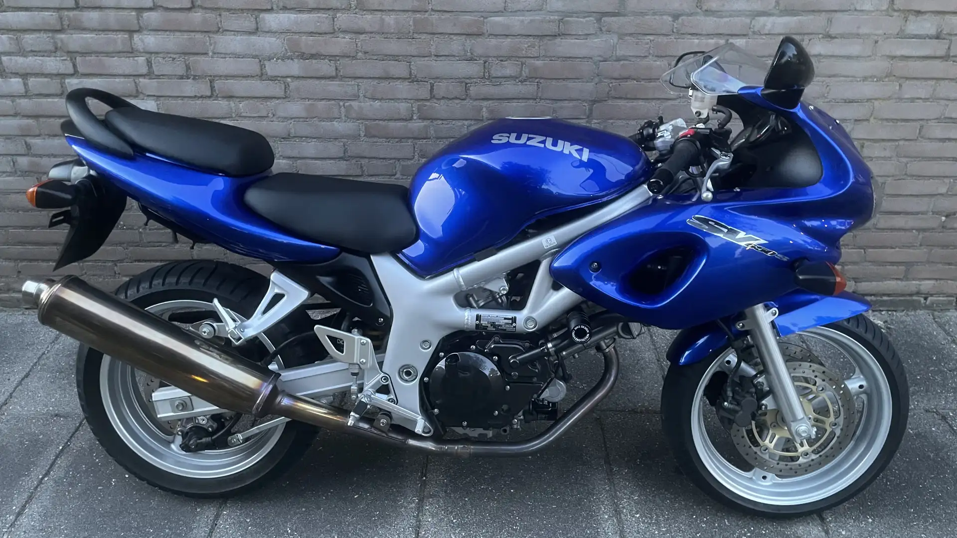 Suzuki SV 650 SV 650 S, 2001 (carburateurs), 9.200km, nieuwstaat - 1