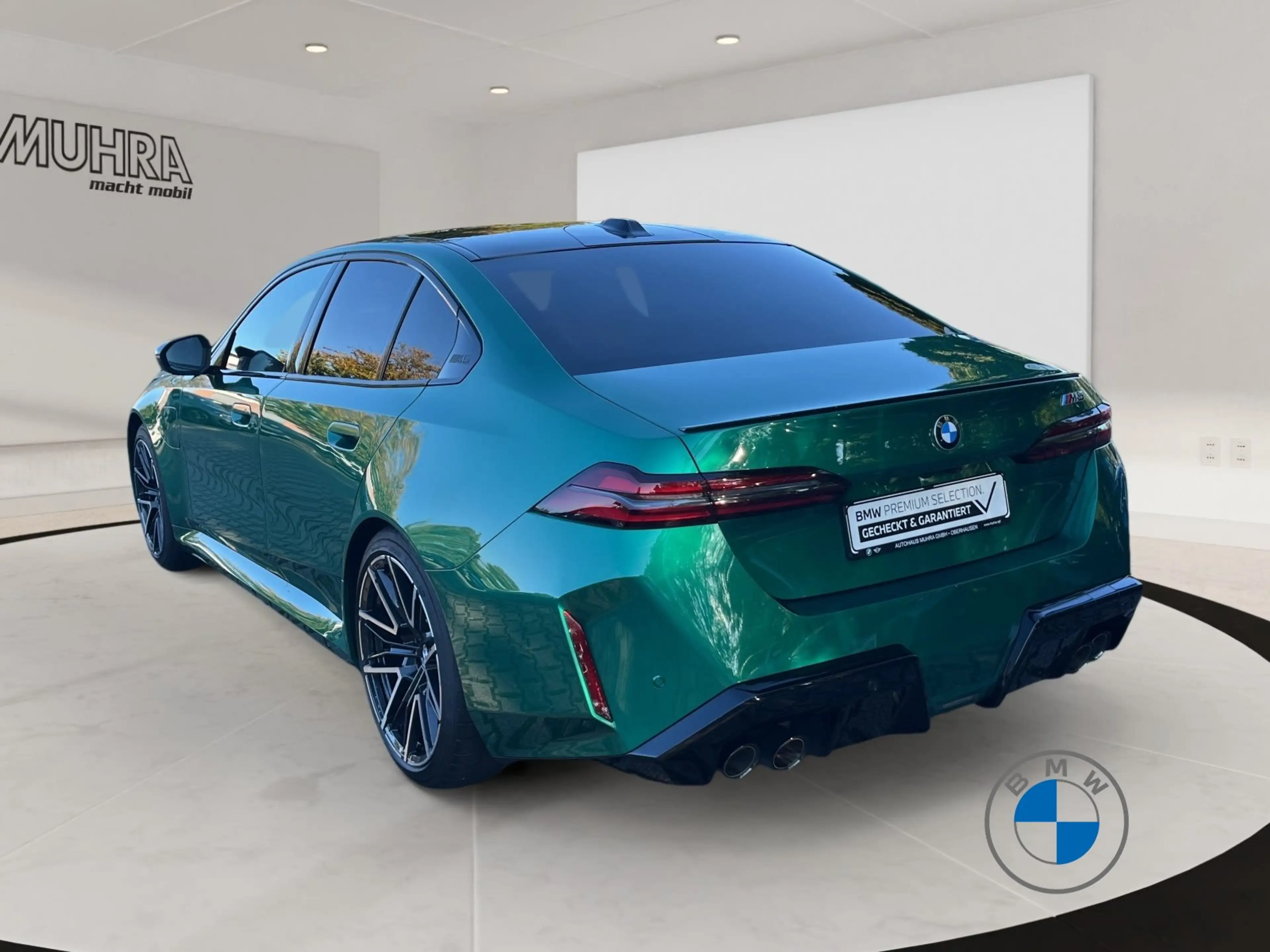 BMW M5 Limousine 20"/21" Panorama AHK DA Prof. HUD — photo 4