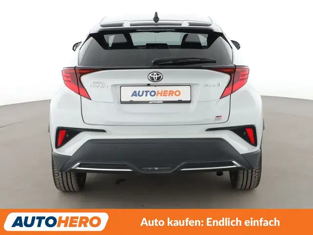 Toyota C-HR view 5