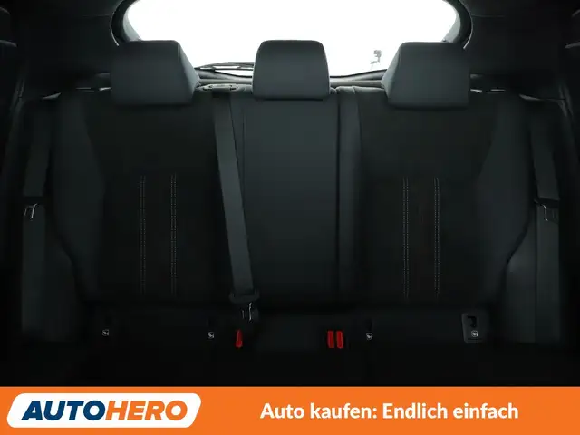 Toyota C-HR view 15