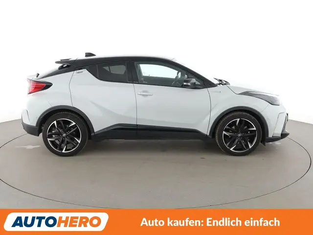 Toyota C-HR view 7