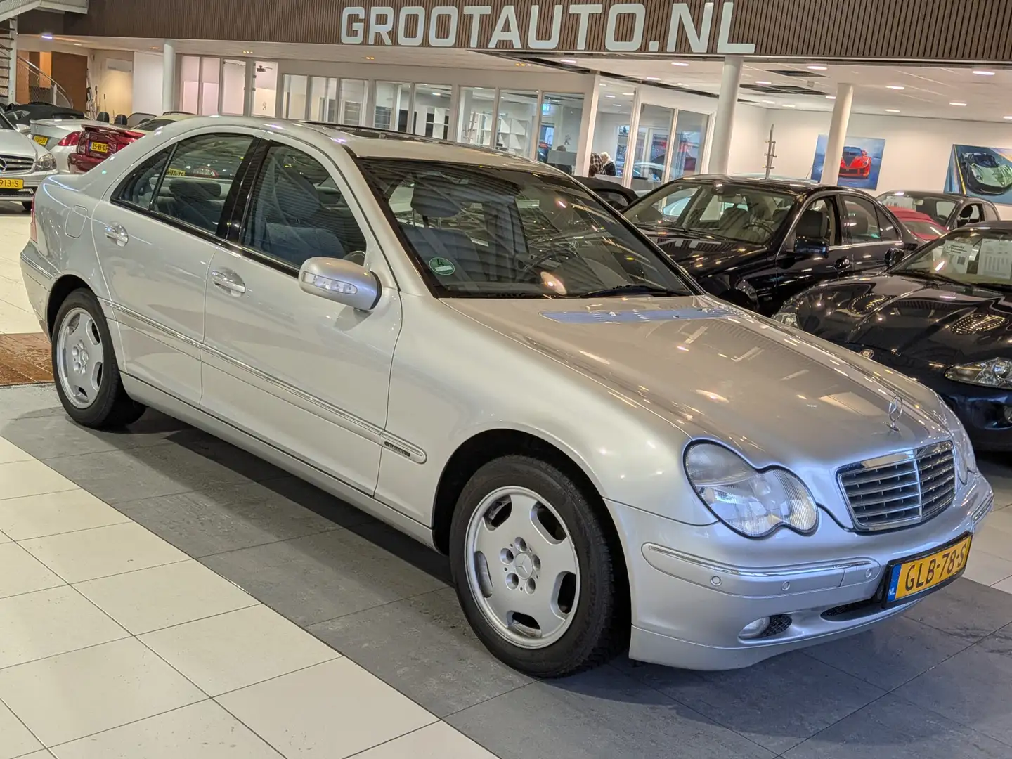 Mercedes-Benz C 240 Elegance Automaat Airco, Cruise control, Parkeerse Grau - 1