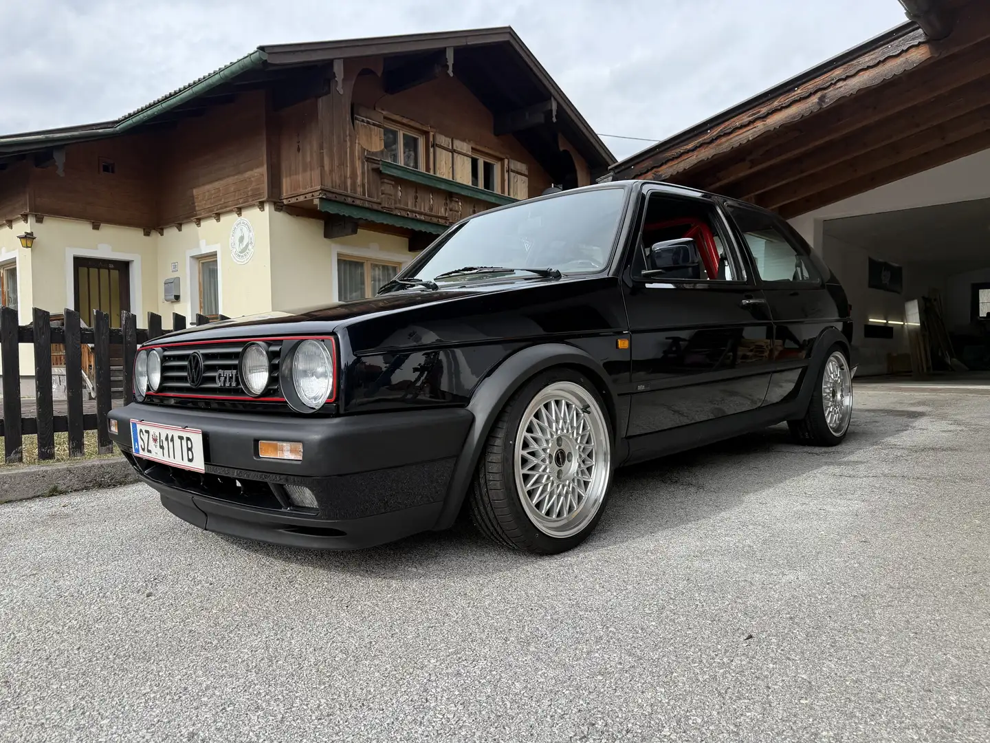 Volkswagen Golf GTI Edition Blue - 1