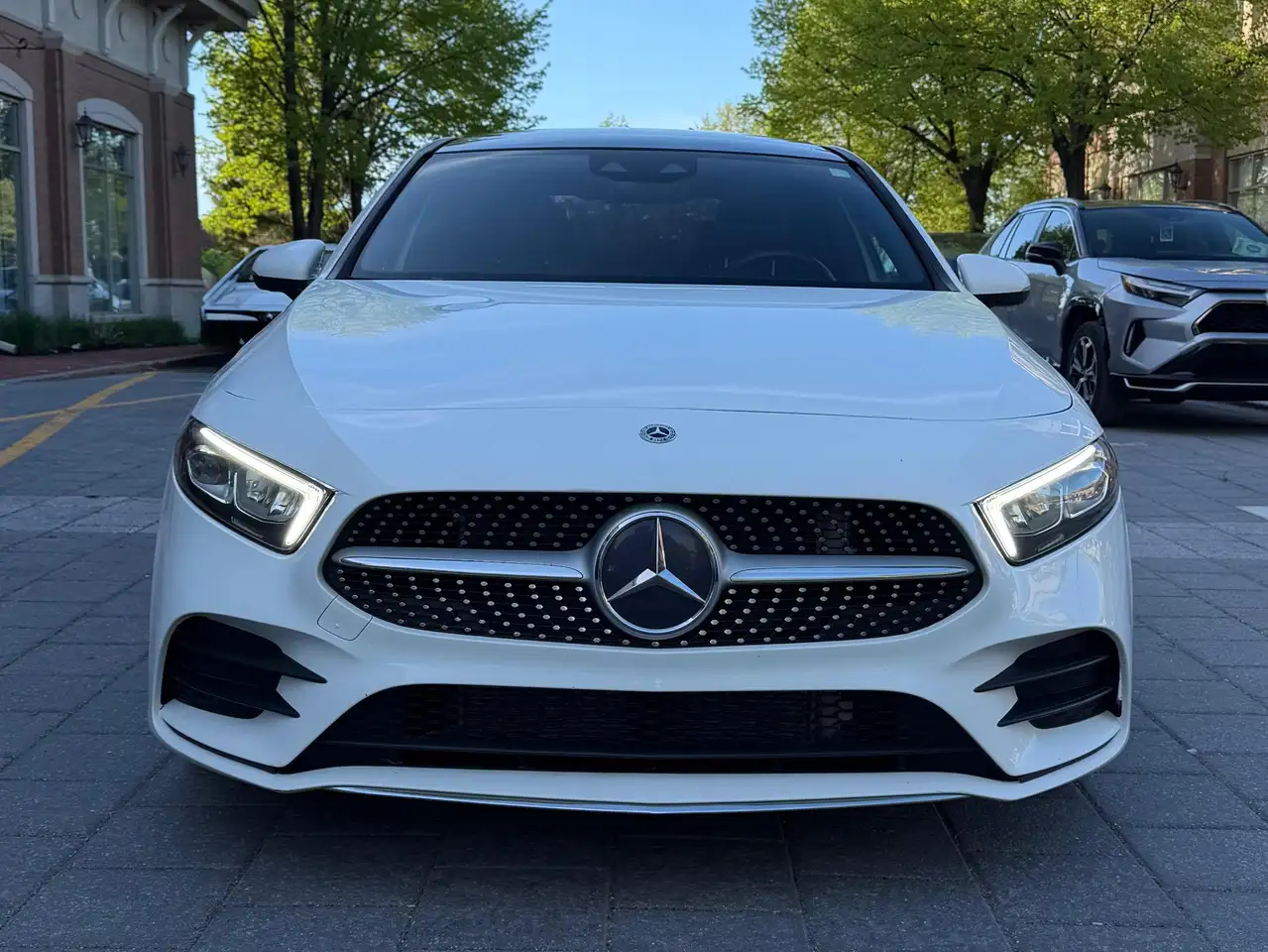 Mercedes-Benz A-Class снимка Mercedes-Benz A-Class