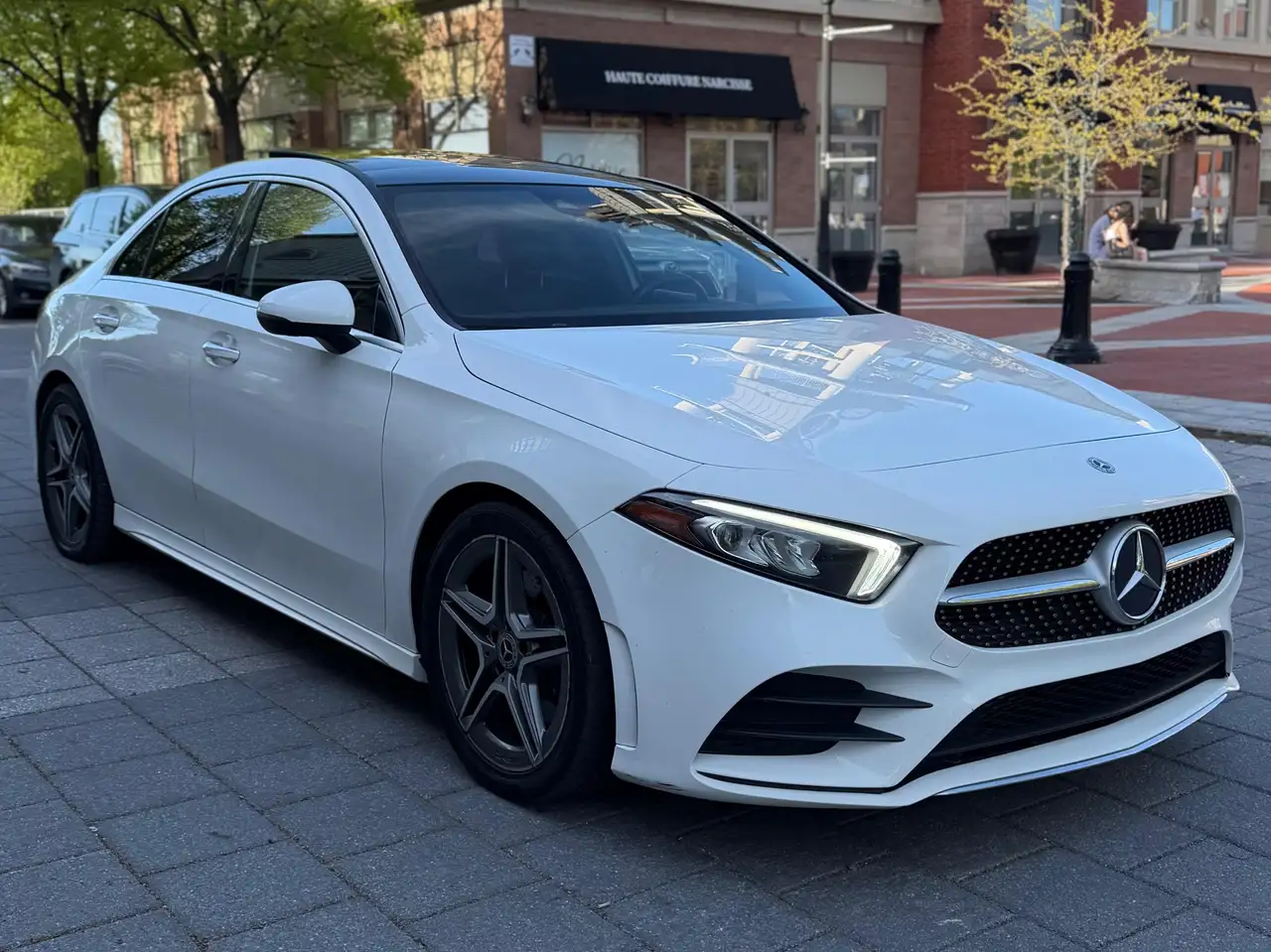 Mercedes-Benz A-Class снимка Mercedes-Benz A-Class