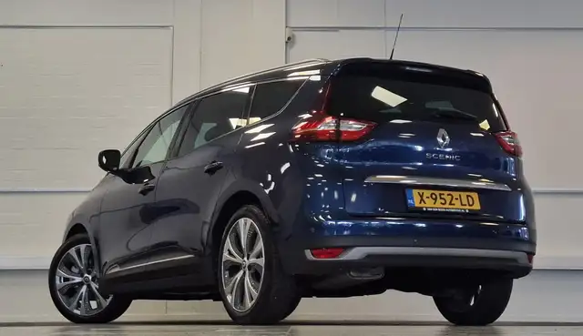 Renault Grand Scenic view 6