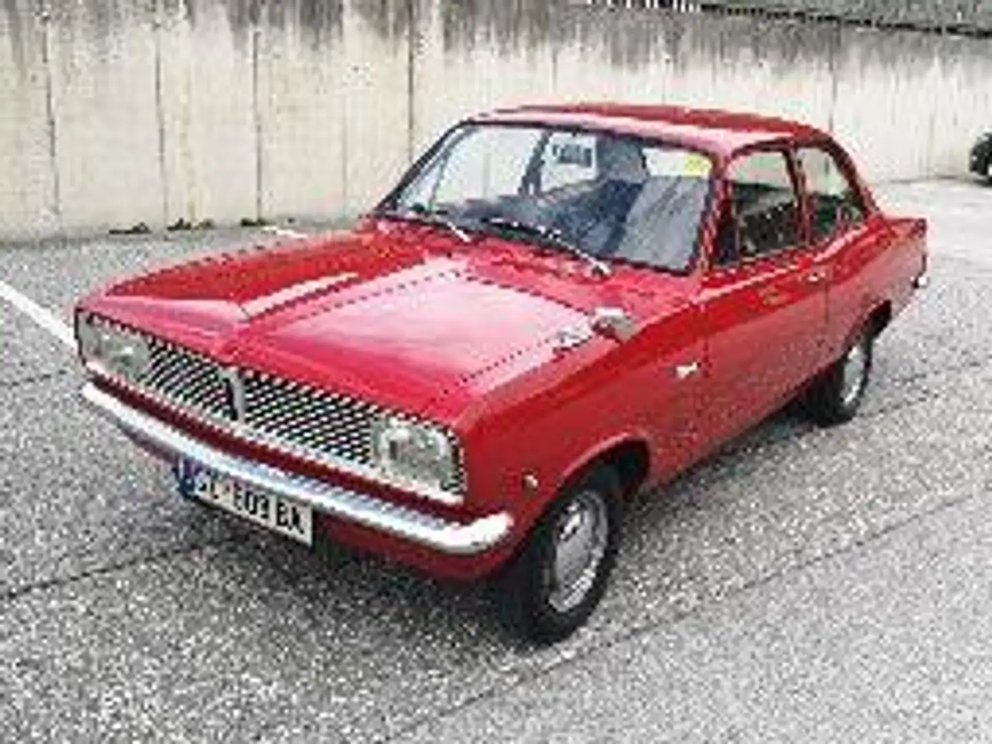 Drugi Vauxhall VIVA HB crvena - 1