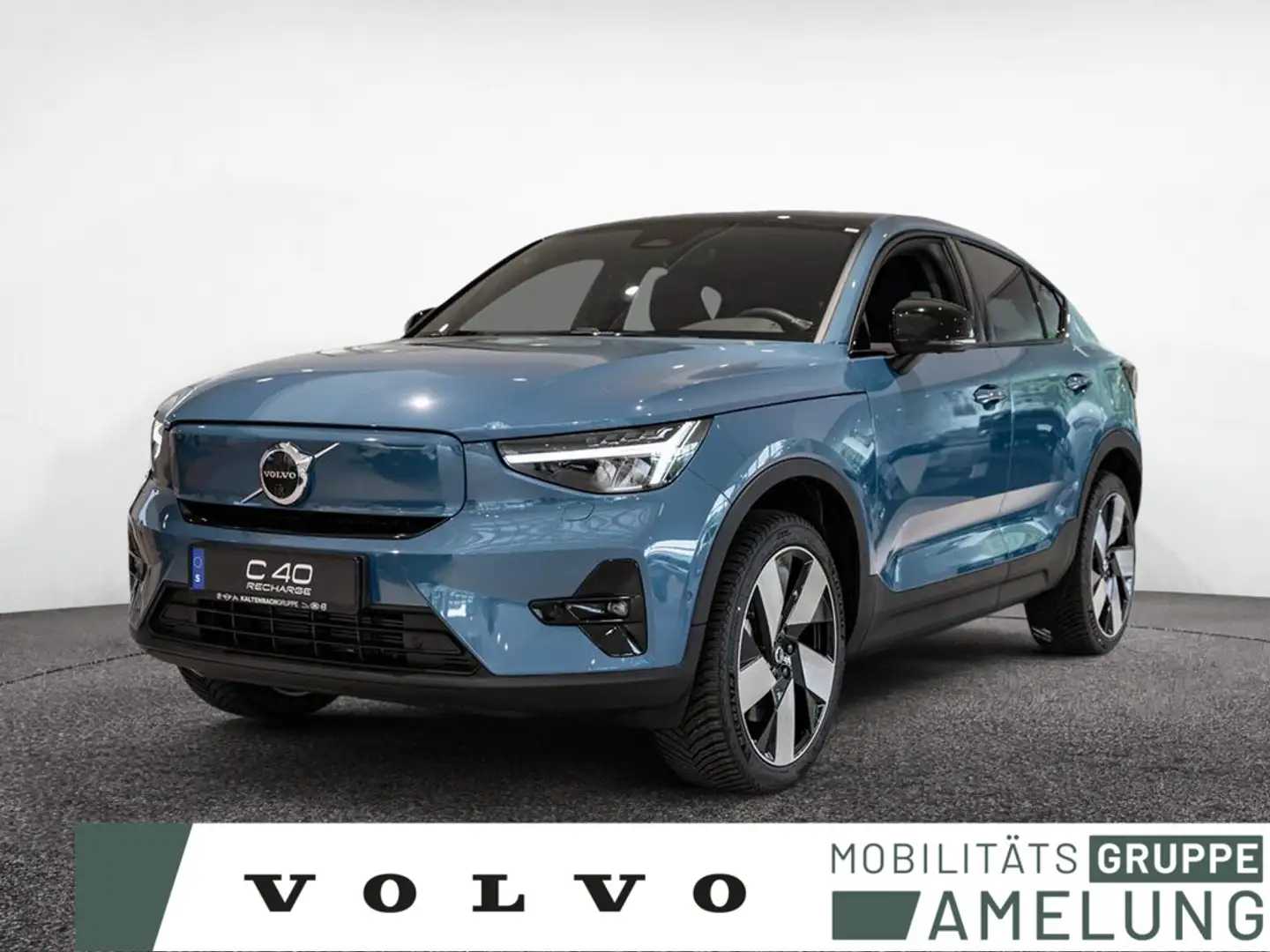 Volvo C40 Recharge Twin Motor AWD Ultimate LED PANO Blauw - 1