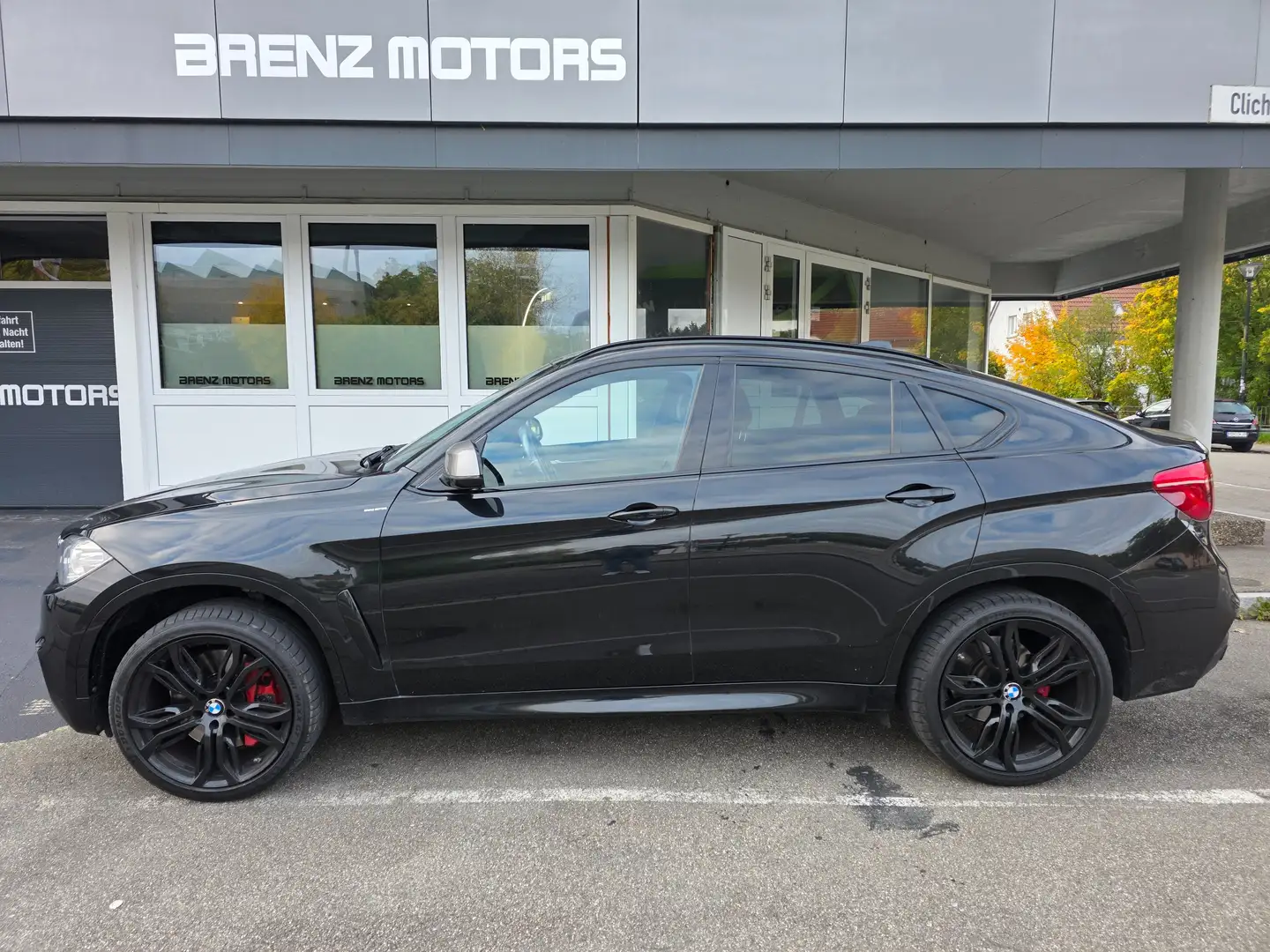 BMW X6 M M50 d - Top Zustand/gepflegt Inkl. 1J.Garantie Noir - 1