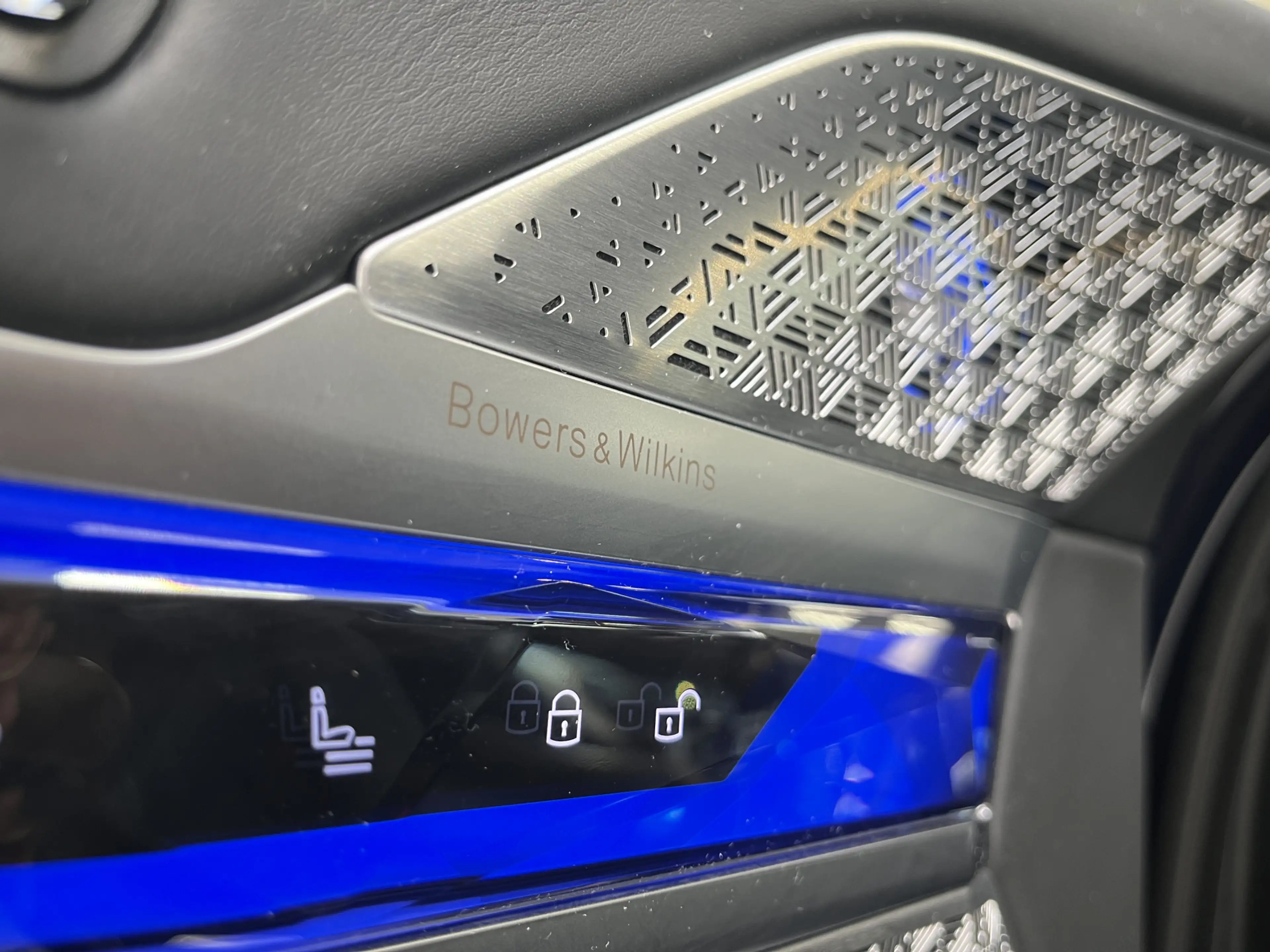 BMW i7 xDrive60 106 kWh | M Sport Pro | El. deuren | Pano — photo 10