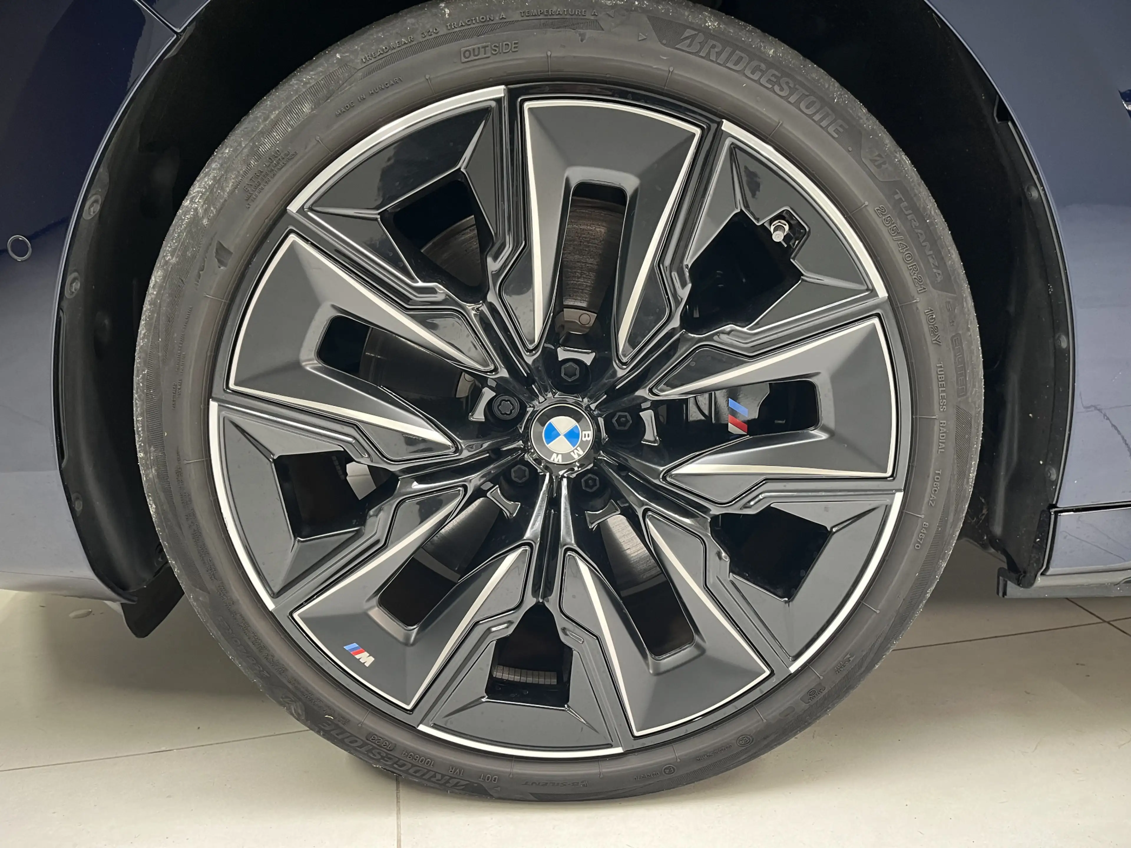 BMW i7 xDrive60 106 kWh | M Sport Pro | El. deuren | Pano — photo 6