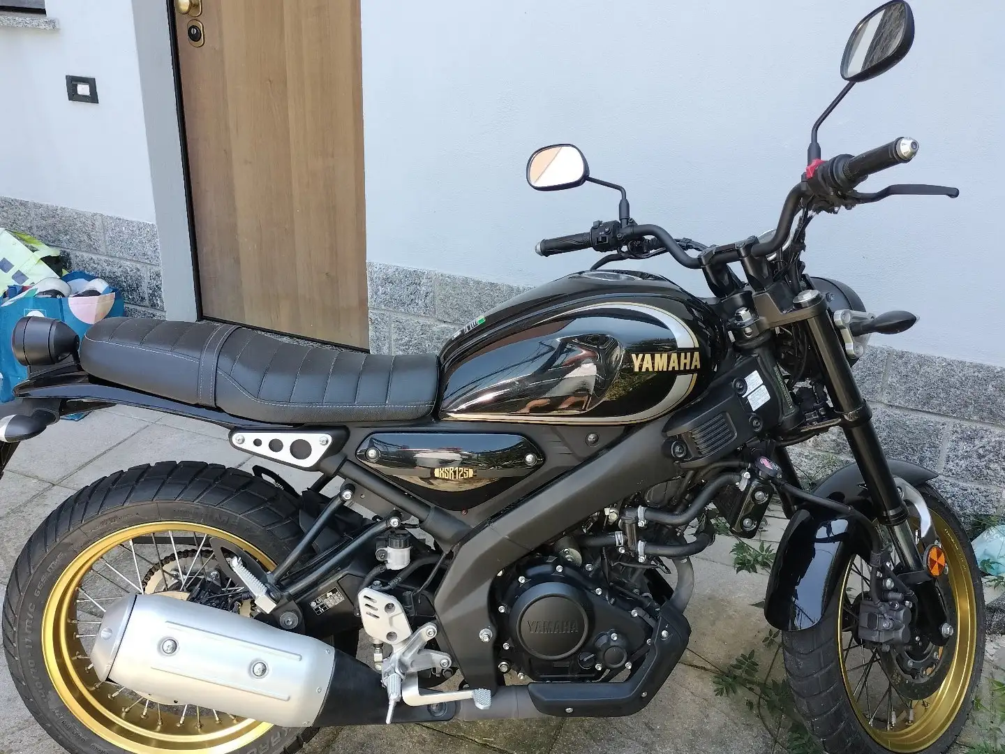 Yamaha XSR 125 Legacy Černá - 2