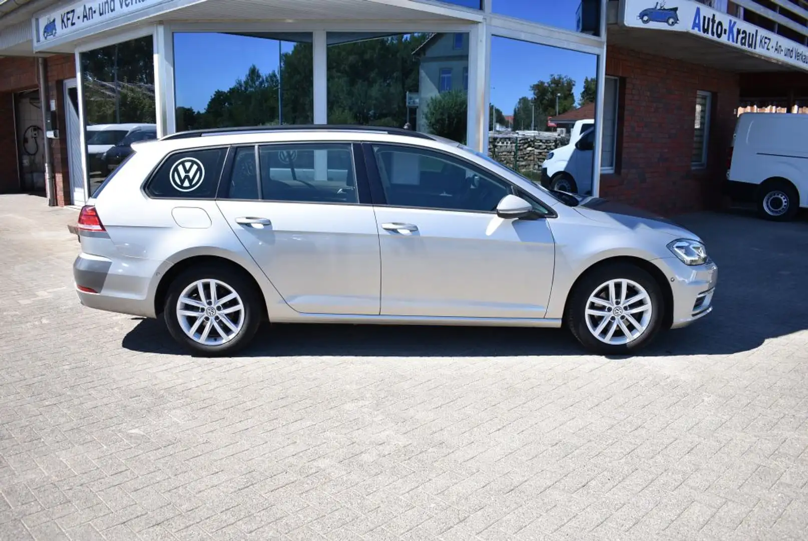 Volkswagen Golf Variant 1.6 TDI BMT EURO6 Comfortline TÜV neu zzgl. 251.-E Plateado - 2