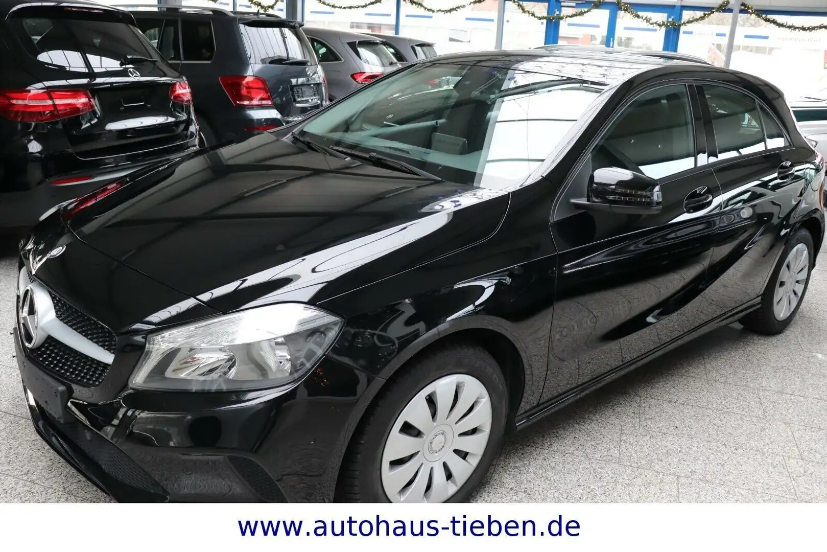 Mercedes-Benz A 160 Business Paket Negro - 2