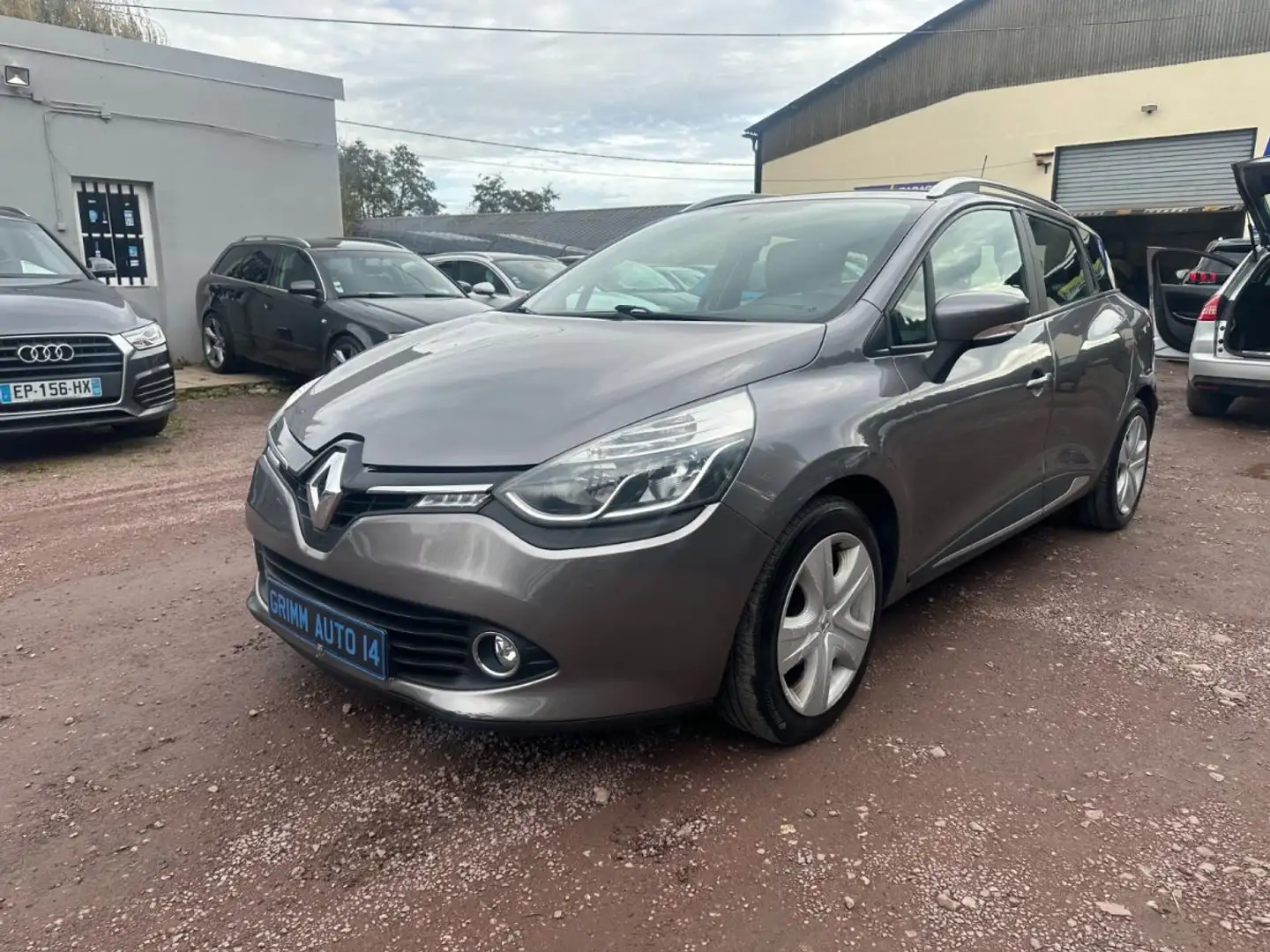 Renault Clio IV IV 1.5 dci 90ch ESTATE Zen eco2 90g Grey - 1