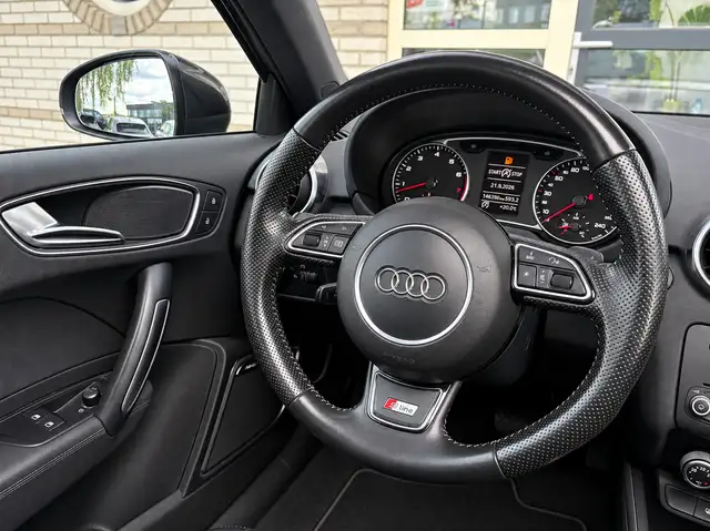 Audi A1 view 10