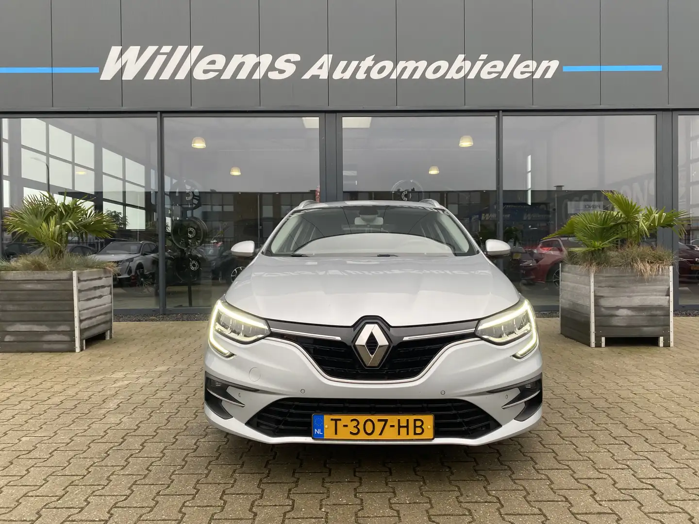 Renault Megane Estate 1.3 TCe 140 Equilibre App-Connect, Cruise C Grijs - 2