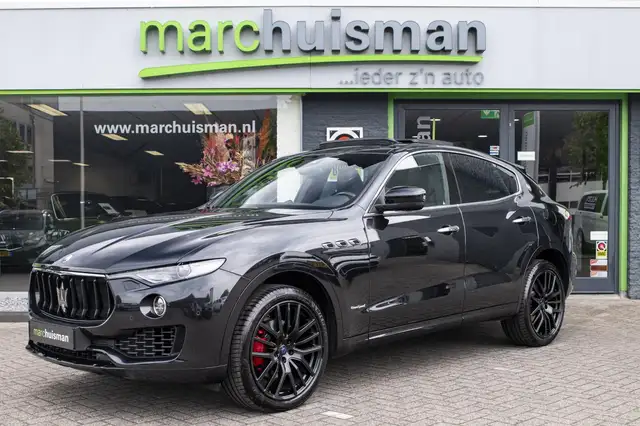 Maserati Levante 3.0 V6 AWD GranSport / PANODAK / HARMAN KARDON / A