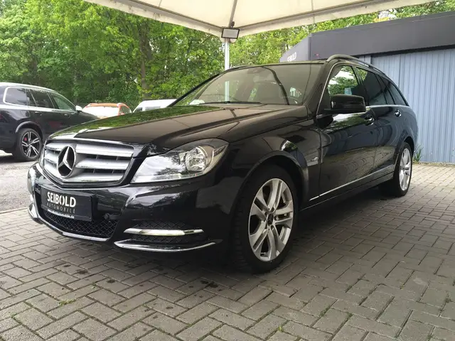 Mercedes-Benz C 250 T CGI BlueEfficiency/Autom/Navi/Pano/Sitzh