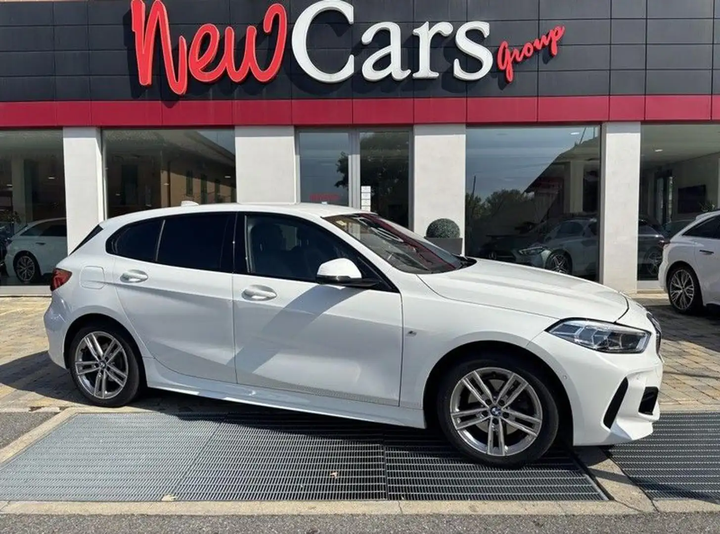 BMW 116 d 5p. Msport FULL LED-NAVI-17" Blanc - 1