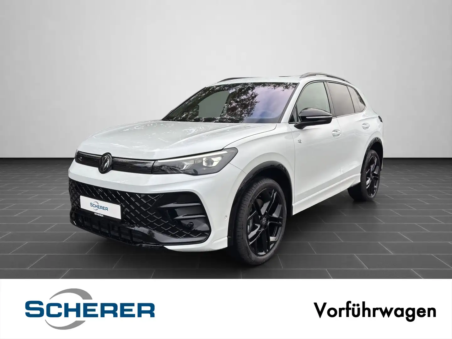 Volkswagen Tiguan R-Line 2,0TDI 4MOTION Pano AHK Harman Kar Weiß - 1