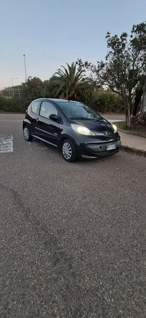 Peugeot 107 3p 1.4 hdi Sweet Years c/esp - 2