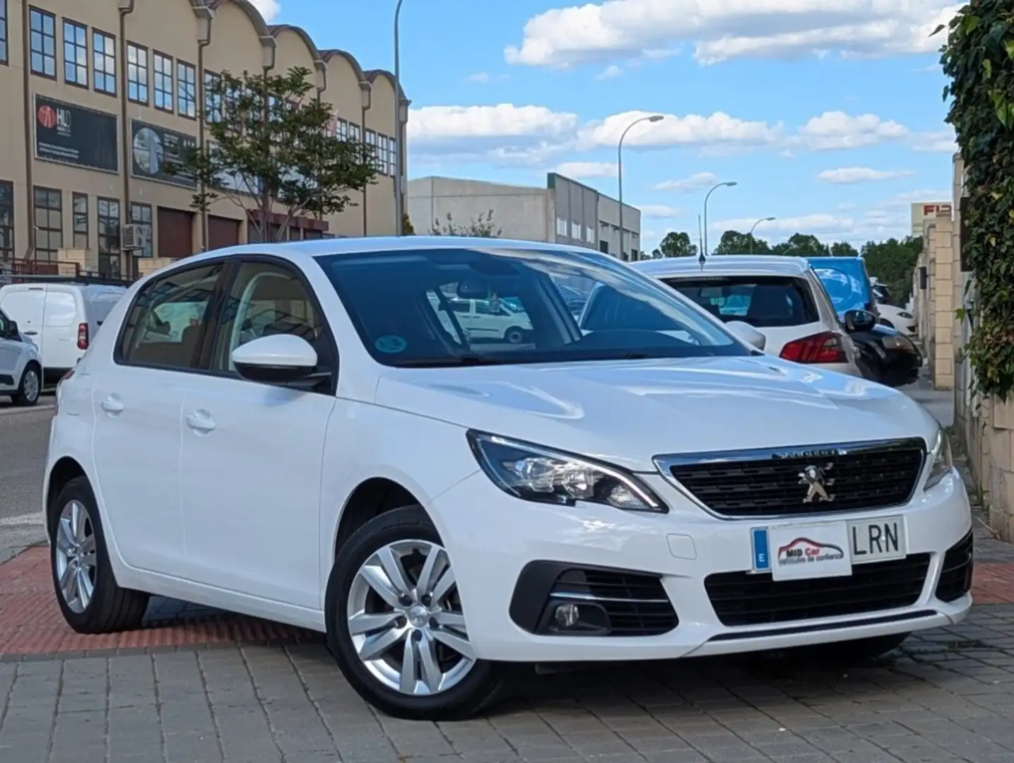 Peugeot 308 1.5 BlueHDi S&S Allure Pack EAT8 130 Bianco - 2