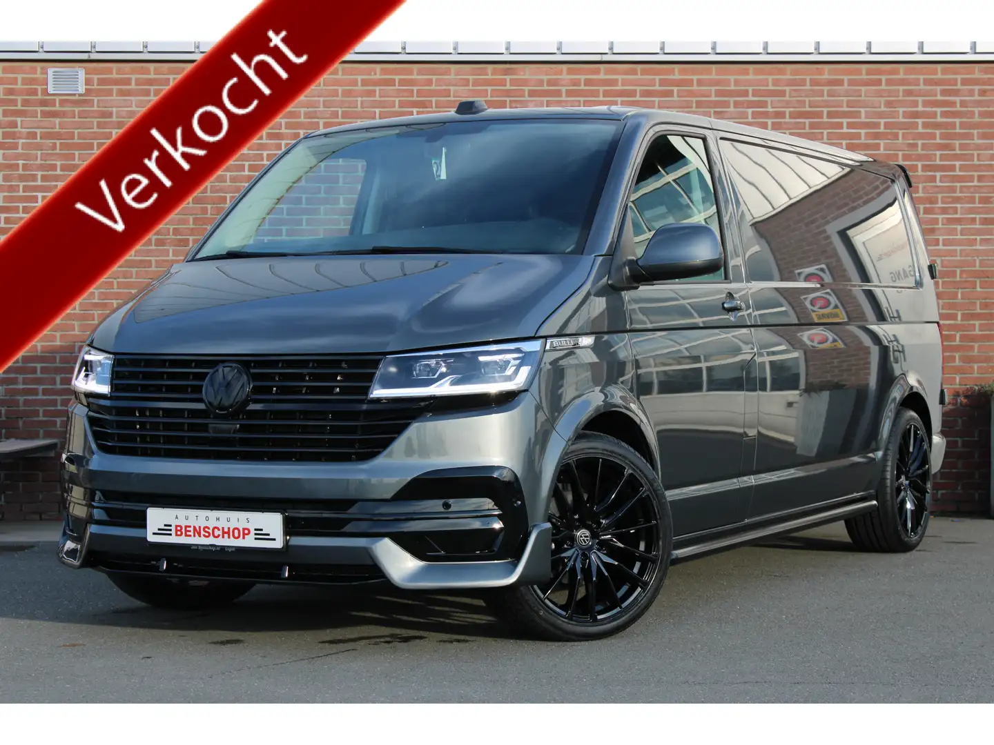 Volkswagen T6.1 Transporter 2.0 TDI 150PK DSG L2 |CUSTOM-FRONTLIP|20-INCH|APP- Gri - 1