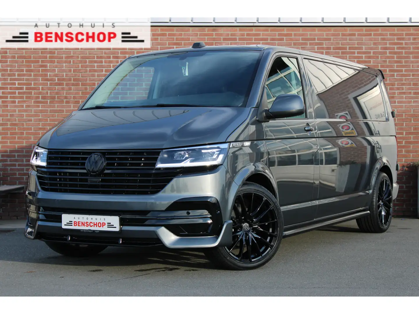 Volkswagen T6.1 Transporter 2.0 TDI 150PK DSG L2 |CUSTOM-FRONTLIP|20-INCH|APP- Gris - 1