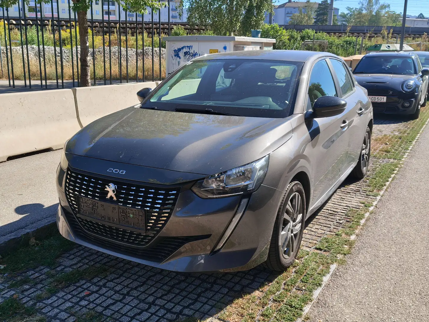 Peugeot 208 208 Active Pack PureTech 100 S Grau - 1