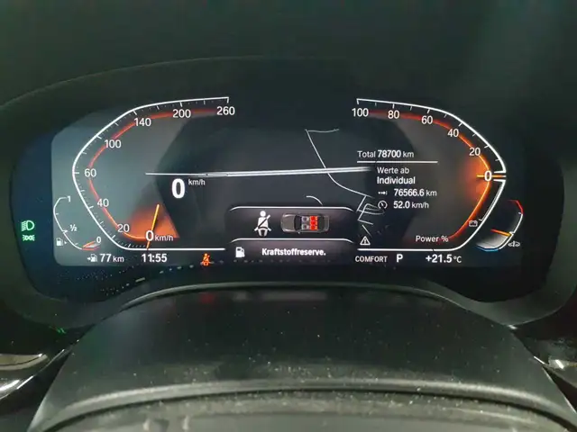 BMW 5 Series view 11