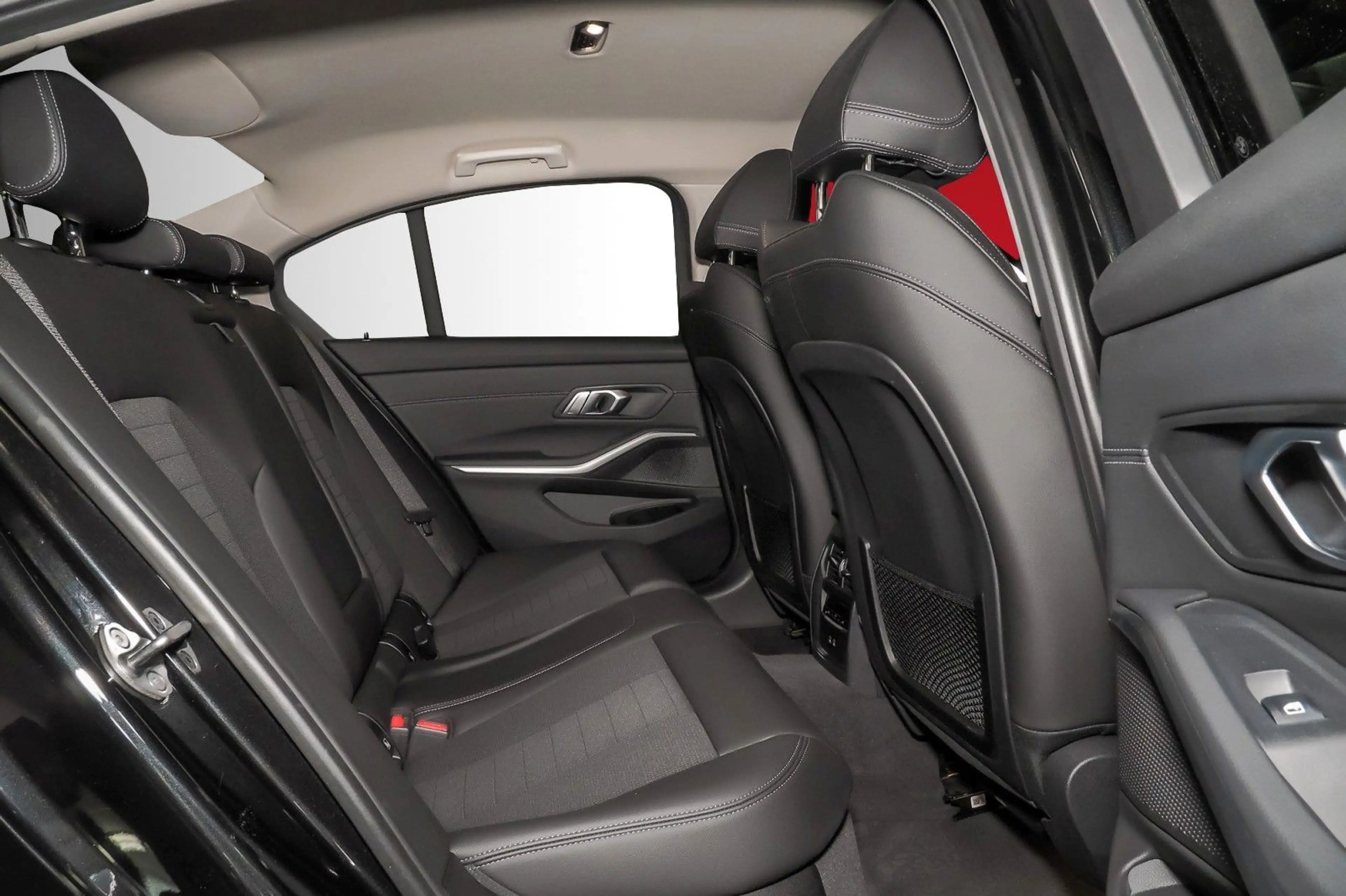 BMW 320 d Advantage*SPORT*VIDEO AUF ANFRAGE*TOP* — photo 13