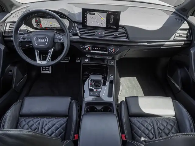 Audi SQ5 view 10
