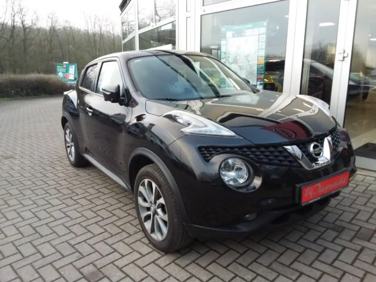 Nissan Juke 1.6 DIG-T Tekna 4x4 Automatik Schwarz - 2