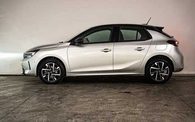 Opel Corsa view 2